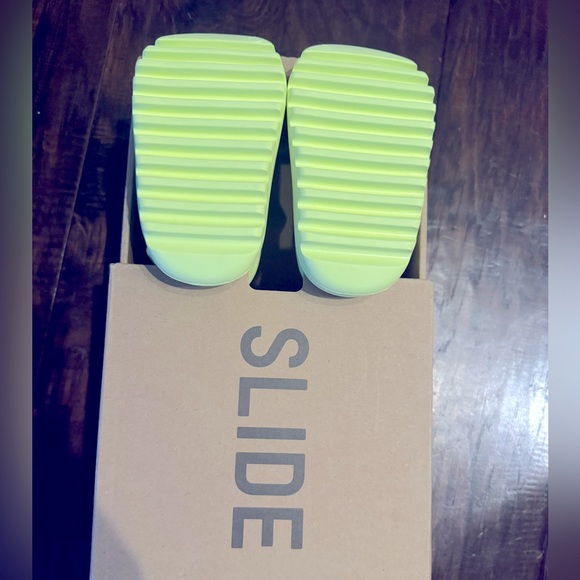 Slide - Picture 2 of 3